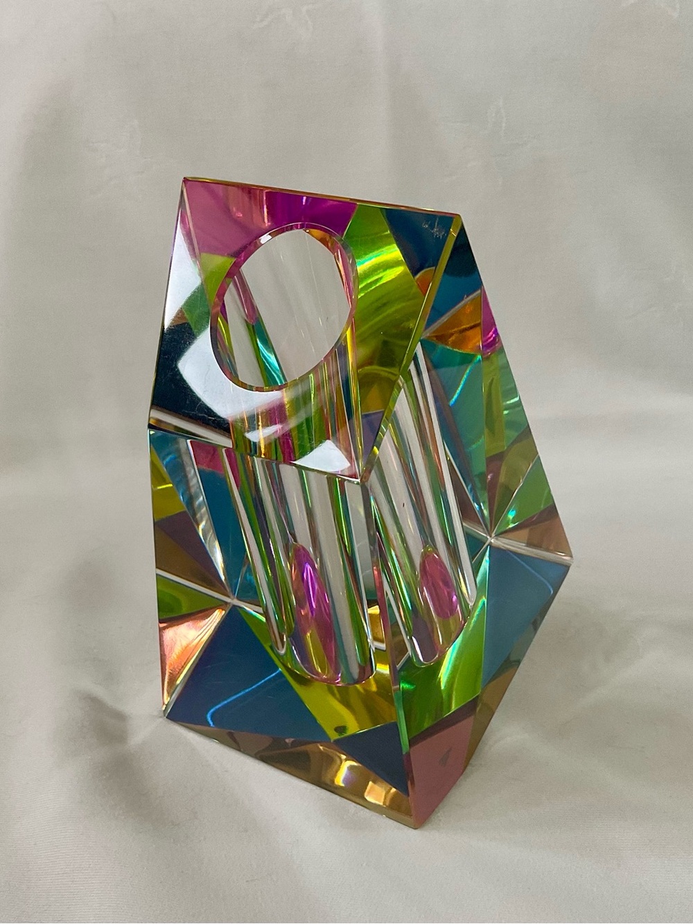 FUNDAMENTAL BERLIN Rainbow Series Angle Cut Crystal Vase